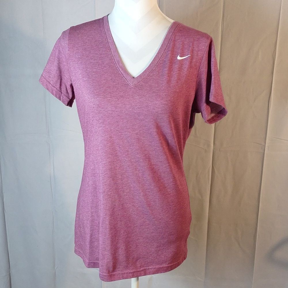 Nike Dri-Fit Slim Fit V-Neck Women's Tee